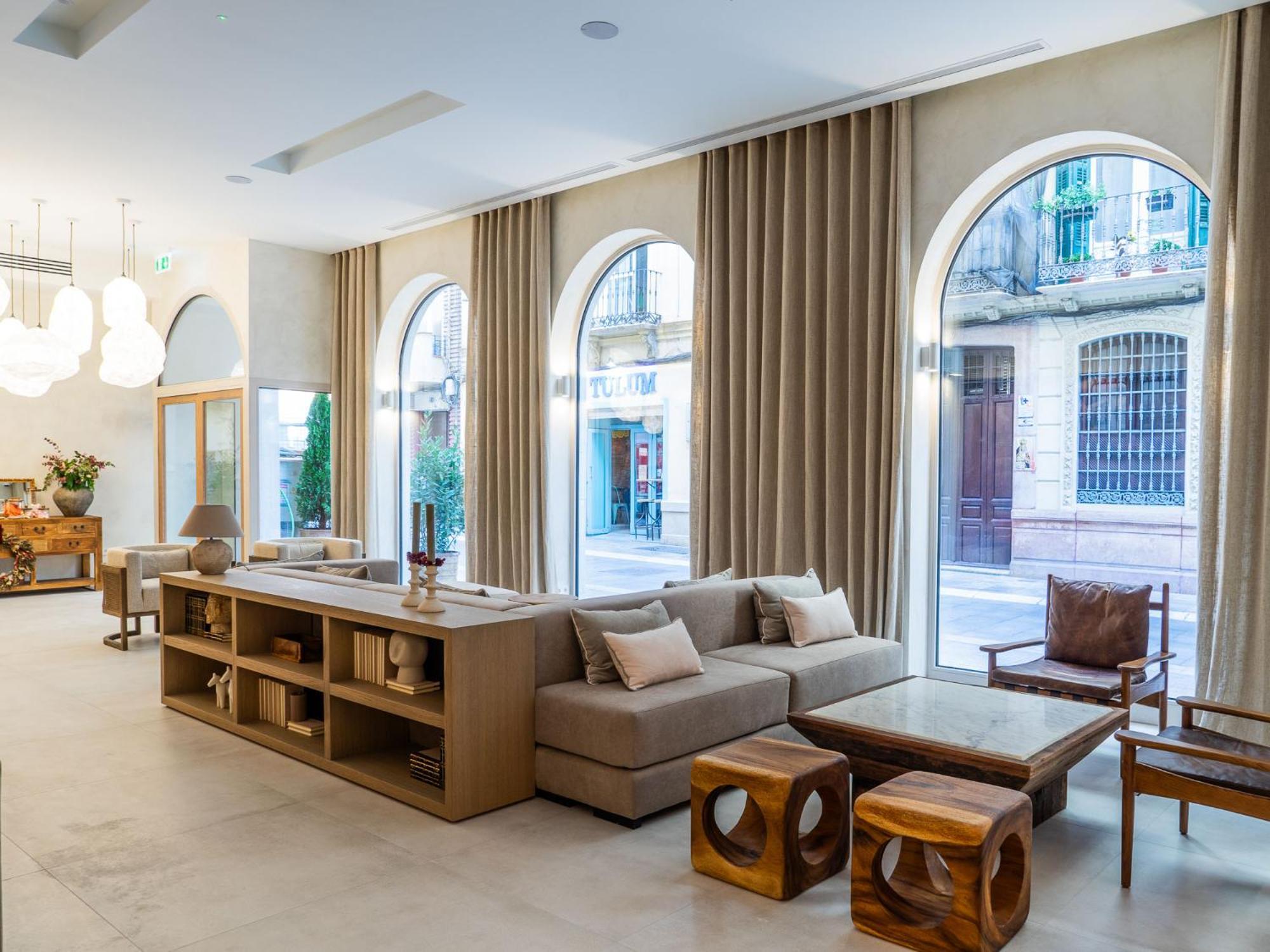 Hotel Well And Come Malaga — Photos 1